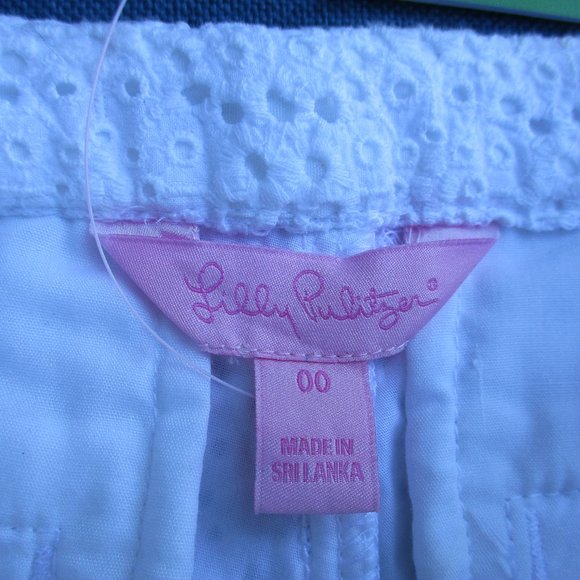 LILLY PULITZER ~ ADIE WHITE EYELET SHORTS ~ 00 ~ LOGO BUTTON / POCKETS - Picture 9 of 10